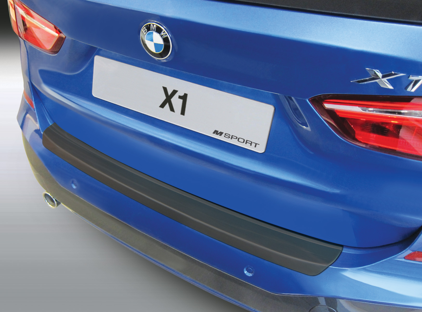 Ladekantenschutz mit Abkantung passend ab mit F48 M Fahrzeuge BMW für schwarz M für 10.2015> Farbe (nur ABS Paket) mit X1 Paket Aroba BJ. 