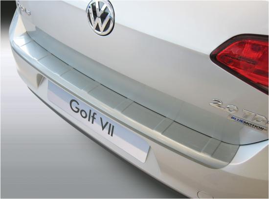 Ladekantenschutz mit Abkantung passend für Volkswagen Golf 7 VII 3 und 5  Türer auch für GTI und R (Ladekantenschutz in geriffelter Ausführung) VW ab  BJ. 11.2012> ABS Sonderfarbe Aluminium Gebürstet Optik